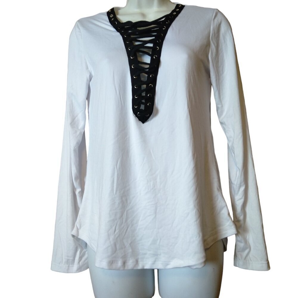 RUE 21 Size XS Long Sleeve White Lace Up Front Pullover Top Blouse New